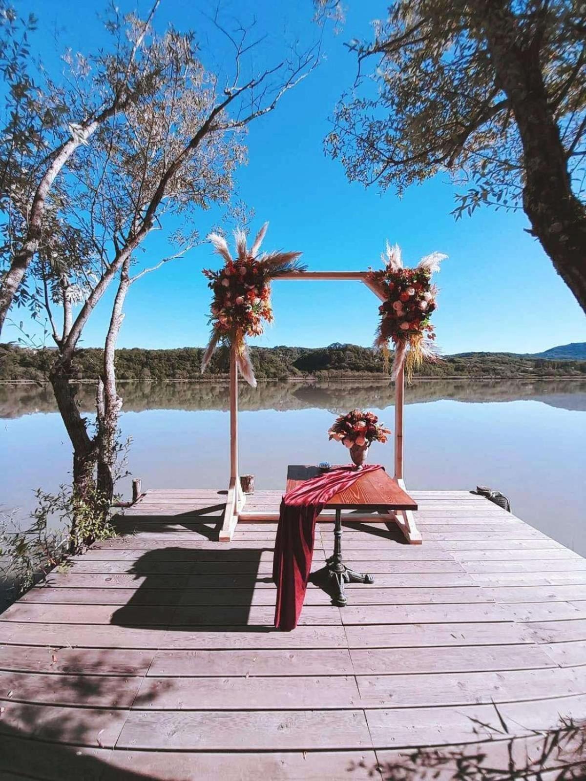 Porto Gumati Hotel Kutaisi Ngoại thất bức ảnh